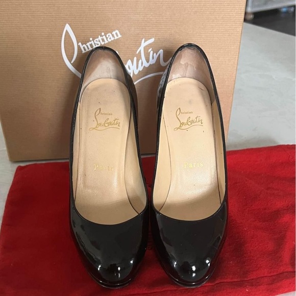 Christian Louboutin simple Pump - Picture 2 of 4